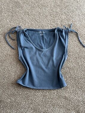 American Eagle Cinch Shoulder Tee
